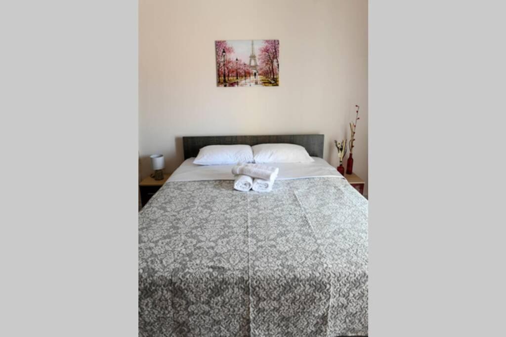 Papi's Free Parking 1 - Studio Apartment *