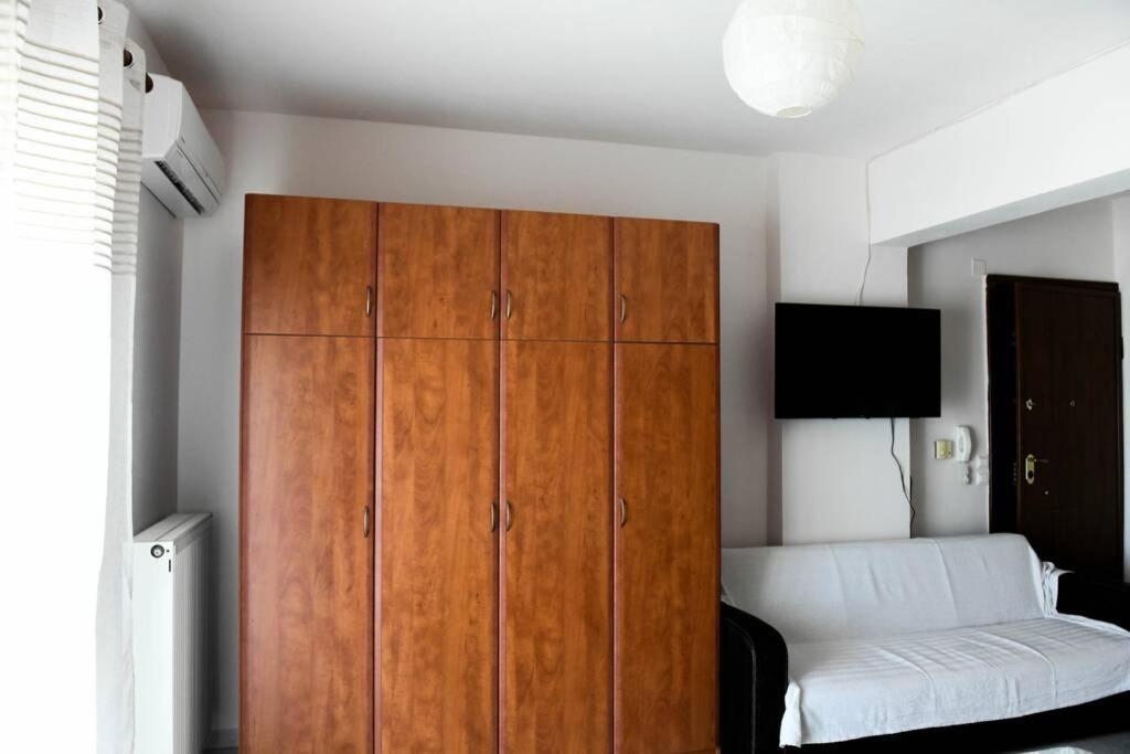 Papi's Free Parking 1 - Studio Alexandroupoli